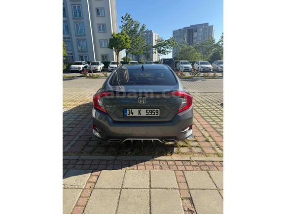 Sahibinden Honda Civic 1.6i VTEC Eco Elegance 2021 Model 