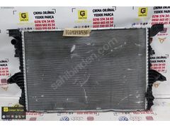 VOLKSWAGEN TRANSPORTER SU RADYATÖRÜ OEM 7E0121253 ÇIKMA SÖKME