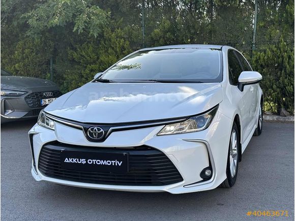HATASIZ BOYASIZ 2022 MODEL 42.000 KM 1.5 DREAM COROLLA