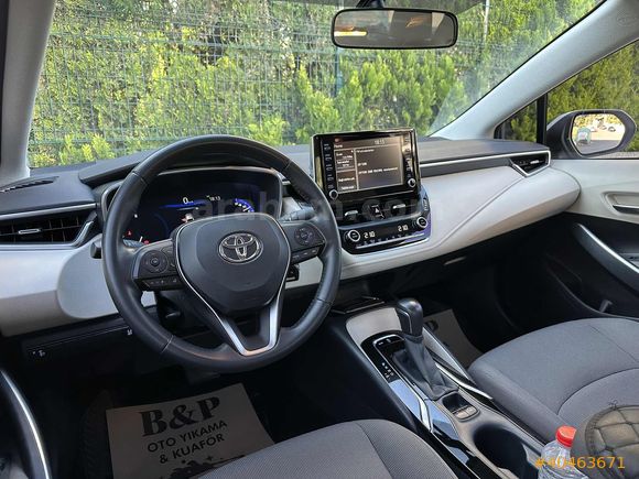 HATASIZ BOYASIZ 2022 MODEL 42.000 KM 1.5 DREAM COROLLA