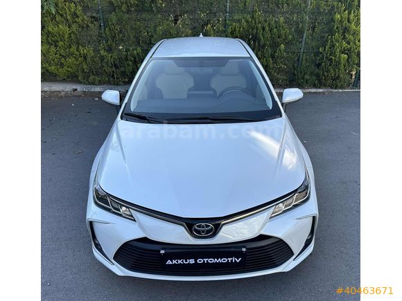 HATASIZ BOYASIZ 2022 MODEL 42.000 KM 1.5 DREAM COROLLA