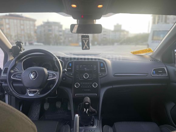 Sahibinden Renault Megane 1.5 dCi Touch 2016 Model 