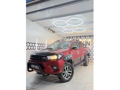 Sahibinden Toyota Hilux 2.4 D-4D 4x2 Adventure 2017 Model  184.000 km Kırmızı