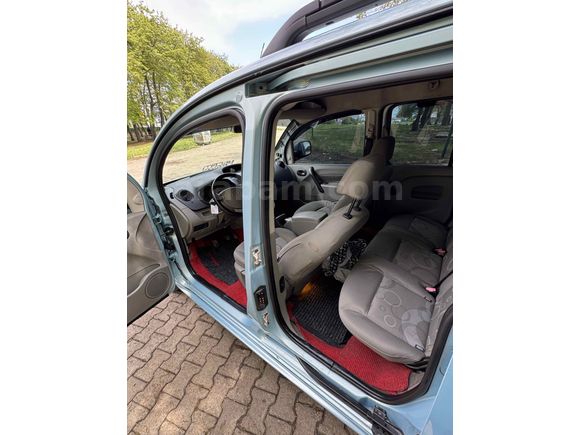 Sahibinden Renault Kangoo Multix 1.5 dCi Expression 2009 Model 