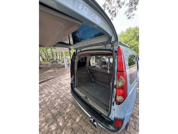 Sahibinden Renault Kangoo Multix 1.5 dCi Expression 2009 Model 