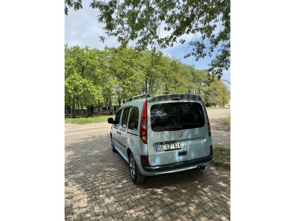 Sahibinden Renault Kangoo Multix 1.5 dCi Expression 2009 Model 