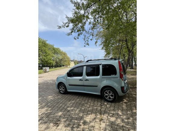 Sahibinden Renault Kangoo Multix 1.5 dCi Expression 2009 Model 