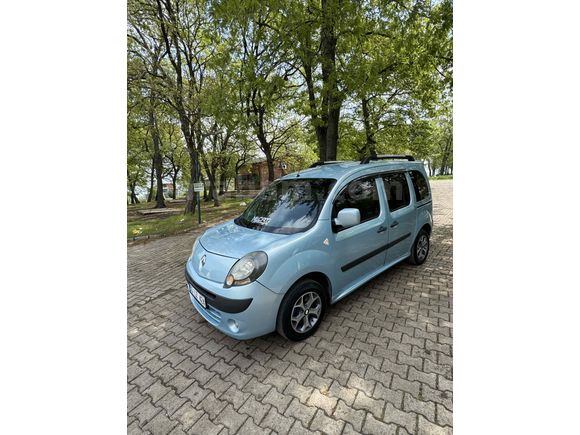 Sahibinden Renault Kangoo Multix 1.5 dCi Expression 2009 Model 