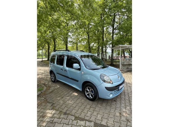 Sahibinden Renault Kangoo Multix 1.5 dCi Expression 2009 Model 