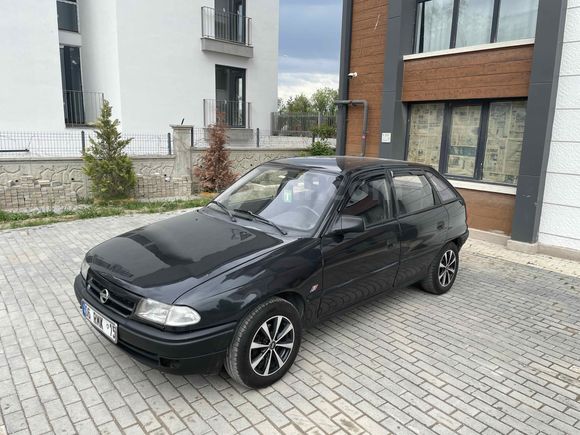 Acil 16 yıllık sahibinden 