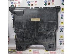 VOLKSWAGEN MOTOR ALT MUHAFAZA OEM 2Q825236 ÇIKMA SÖKME YEDEK PAR