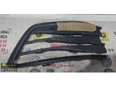 VOLKSWAGEN GOLF 8 SAĞ ÖN TAMPON KAPAĞI OEM 5H0853666