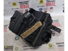 VOLKSWAGEN TRANSPORTER HAVA FİLTRE KUTUSU OEM 7E0129620