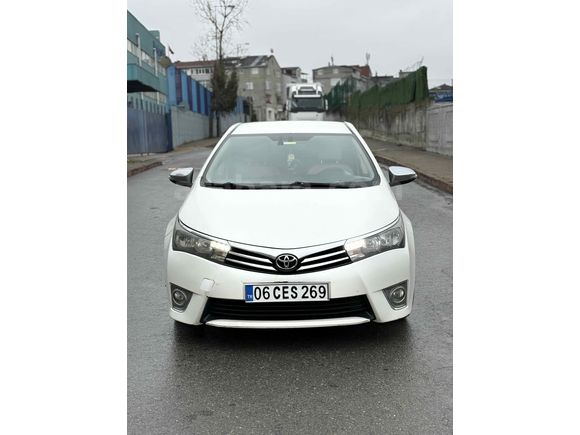 Sahibinden Toyota Corolla 1.4 D-4D Advance 2014 Model İstanbul 144500 km Beyaz