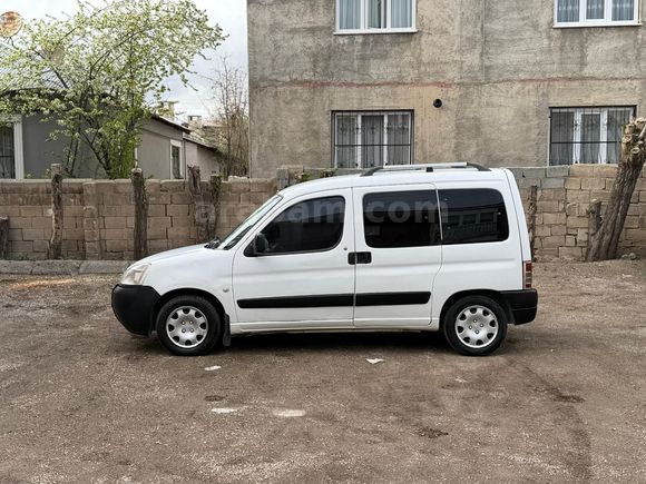 Sahibinden Peugeot Partner 1.9 D 2008 Model 