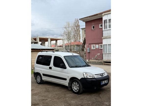 Sahibinden Peugeot Partner 1.9 D 2008 Model 
