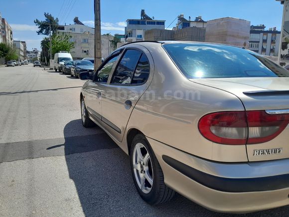 Sahibinden Renault Megane 1.9 DTi RTE 2000 Model