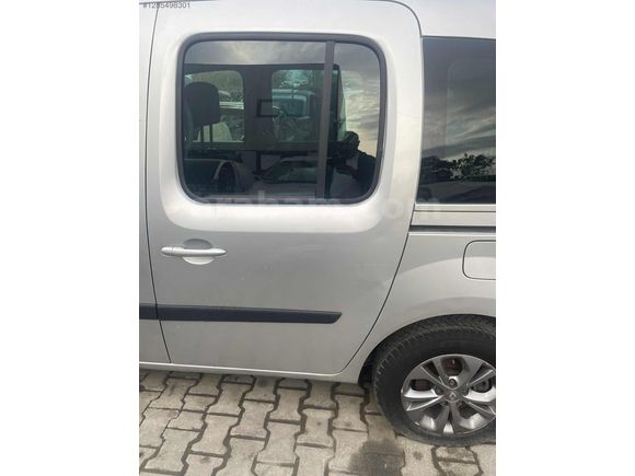 Renault Kangoo 3 Sol Arka Sürgülü Kapı Çıkma Orjinal
