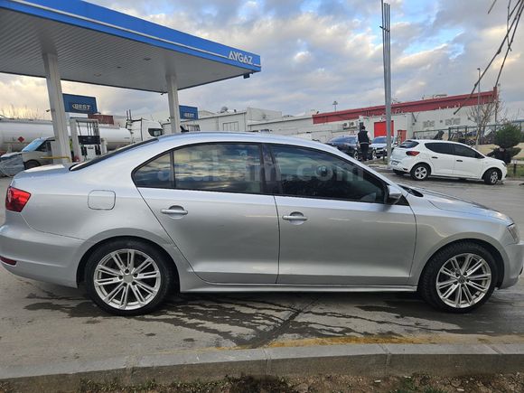 Sahibinden Volkswagen Jetta 1.6 TDi Trendline 2012 Model