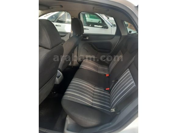 Sahibinden Ford Focus 1.6 Comfort 2011 Model