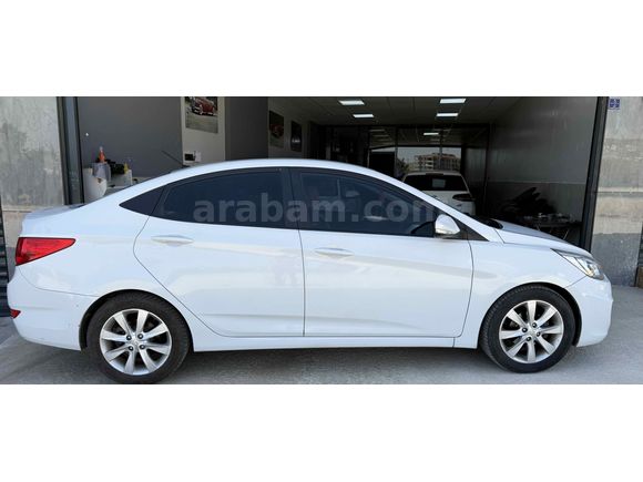 Galeriden Hyundai Accent Blue 1.6 CRDI Mode Plus 2018 Model Gaziantep
