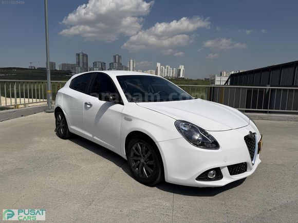 PUSAT'TAN 2016 ALFA ROMEO GİULİETTA PROGRESSİON KARTA TAKSİT