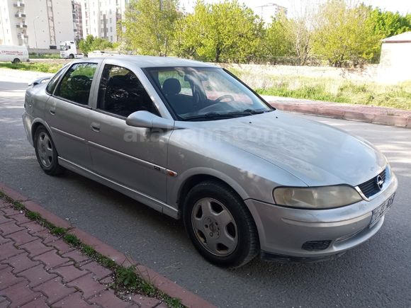 Acil 10 yıllık Sahibinden Opel Vectra 2.0 CD
