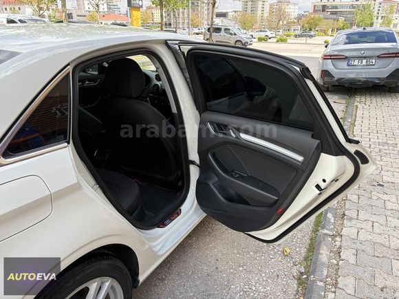 AUTO EVA/2015 AUDI A3 SEDAN 1.6 TDI AMBITION
