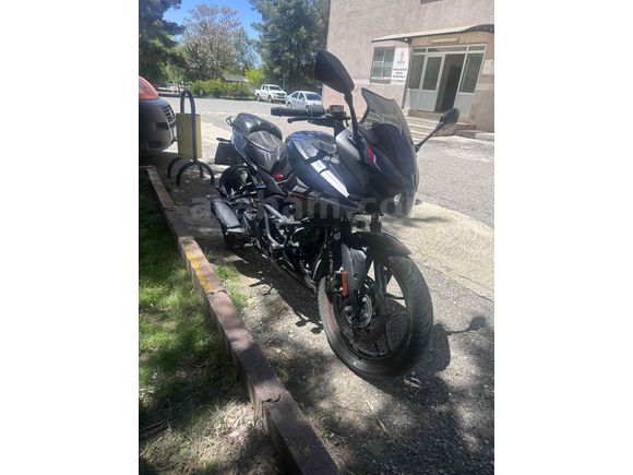 2500 km
