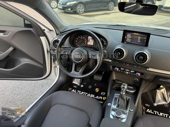 İLK SAHİBİ+CAM TAVAN'LI+2020 AUDİ A3 SPORTBACK 35 TFSİ DYNAMİC