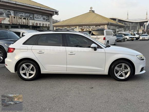 İLK SAHİBİ+CAM TAVAN'LI+2020 AUDİ A3 SPORTBACK 35 TFSİ DYNAMİC