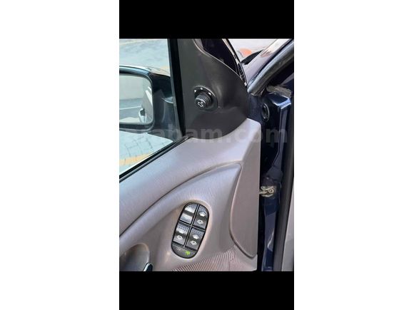 Sahibinden Ford Focus 1.6 Ghia 2001 Model 