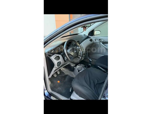 Sahibinden Ford Focus 1.6 Ghia 2001 Model 