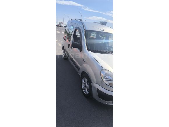 Sahibinden Renault Kangoo Multix 1.5 dCi Authentique 2004 Model  342 km Gri (Gümüş)