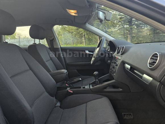 AUDİ A3/1.6 FSİ/2005 MODEL/MANUEL VİTES/TEMİZ/BAKIMLI