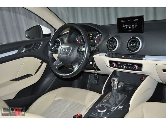 SPEED'DEN 2015 AUDI A3 SPORTBACK 1.6 TDI AMBIENTE/ CAM TAVAN