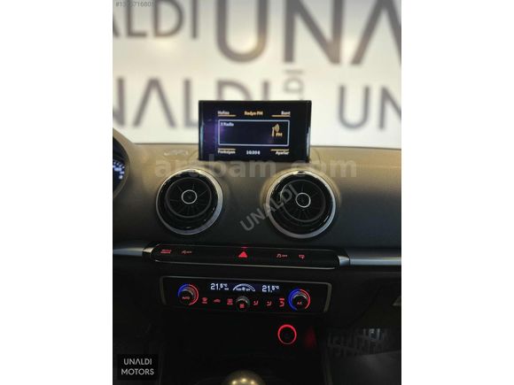 ÜNALDI'DAN 2015 A3 SPORTBACK AMBİTİON 1.6 TDİ CAM TAVAN BAKIMLI