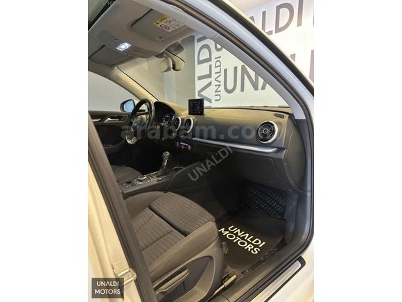 ÜNALDI'DAN 2015 A3 SPORTBACK AMBİTİON 1.6 TDİ CAM TAVAN BAKIMLI