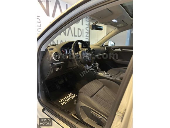 ÜNALDI'DAN 2015 A3 SPORTBACK AMBİTİON 1.6 TDİ CAM TAVAN BAKIMLI
