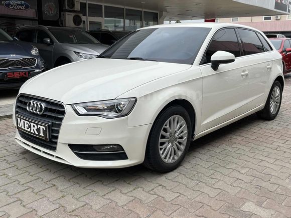 LED+ZENON+GERİ GÖRÜŞ 2014 model AUDİ A3 1.6 TDİ AMBİENTE