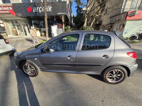 Sahibinden Peugeot 206+ 1.4 HDi Comfort 2011 Model