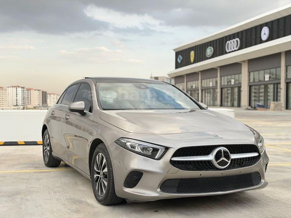 2020 A180 CAM TAVAN BOYASIZ HATASIZ 79 BİN'DE EMSALSİZ +