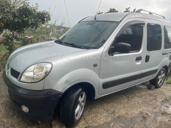 Degisensiz Tramersiz Boyasiz kangoo