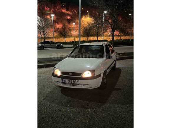 Sahibinden Ford Fiesta 1.25 Flair 2001 Model 