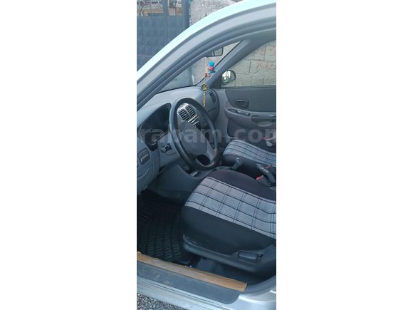 Sahibinden Hyundai Accent 1.3 Admire 2003 Model
