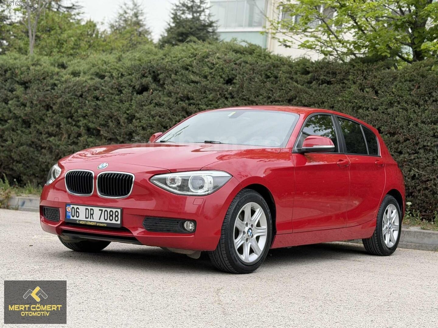 Galeriden BMW 1 Serisi 116i Comfort 2014 Model Ankara 66.000 km Kırmızı 3