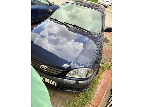 Sahibinden Toyota Avensis 2.0 Sol Extra 2001 Model 