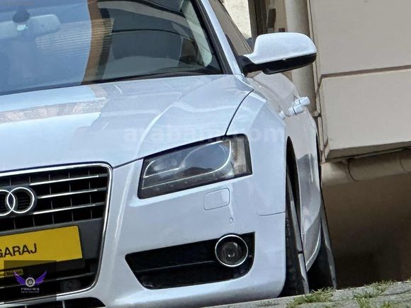 A5 _ 5KAPI - DIŞI BEYAZ İÇİ BEJ KOMBİNASYON