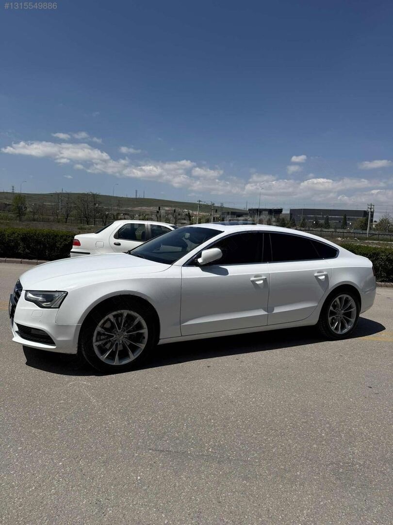 Galeriden Audi A5 Sportback 2.0 TDI Quattro 2013 Model Ankara 261.000 km Beyaz 3