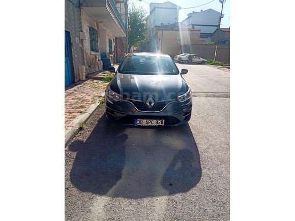 Sahibinden Renault Megane 1.3 TCe Touch 2024 Model